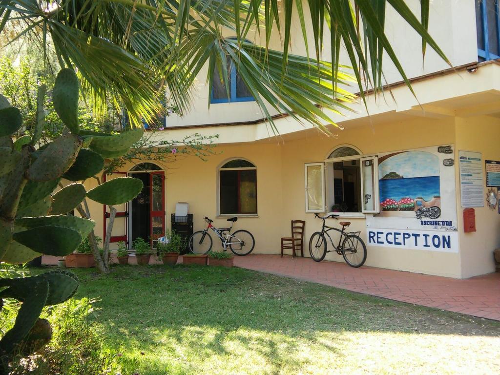 Happy Camp Mobile Homes In Camping Iscrixedda Lotzorai Exterior foto